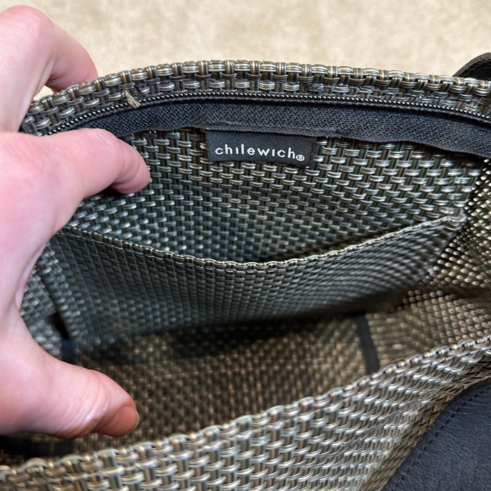 Chilewich Small Woven Market Tote Green with Black Handles - Picture 4 of 8